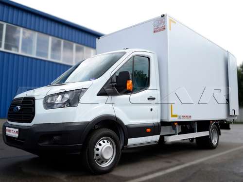 З Ford Transit зробили промтоварний фургон