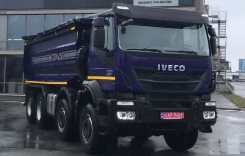 Українські дорожники отримали нові самоскиди IVECO