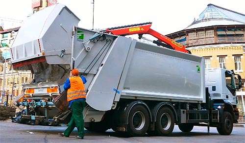 В Україні представили надпотужний сміттєвоз IVECO Trakker