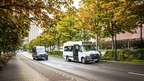 Mercedes-Benz представив дві нові моделі