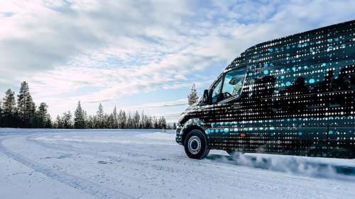 Mercedes-Benz eSprinter випробували в роботі за температури -30 за Цельсієм