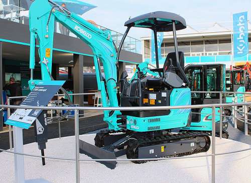 Kobelco готовит к выходу на рынок электрический мини-экскаватор