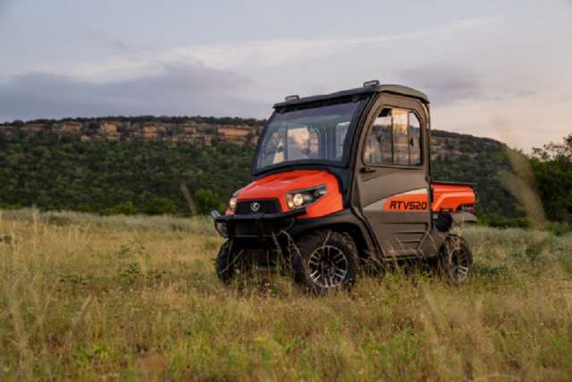 Kubota представила позашляхові міні-вантажівки