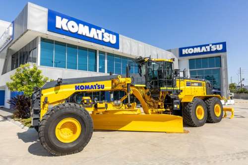 Komatsu представила свій найбільший автогрейдер