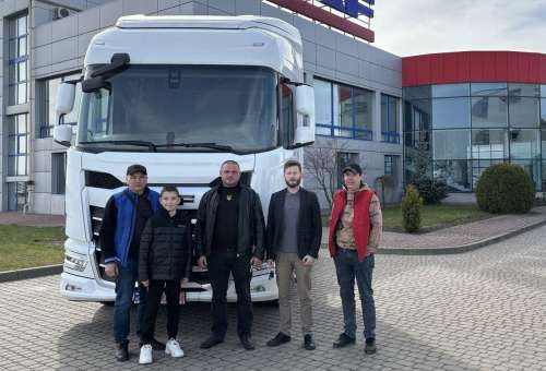 Український замовник отримав тягачі DAF у цікавому виконанні