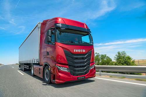 Яку техніку IVECO представила на виставці EXH.SM-2020. ФОТО