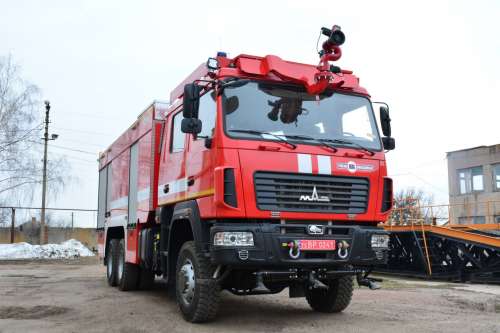 Для Міноборони презентували важкий пожежно-рятувальний автомобіль