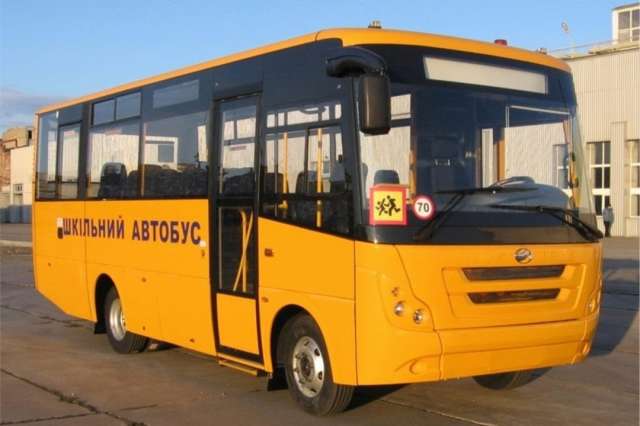 Українські школи продовжують отримувати нові автобуси ЗАЗ