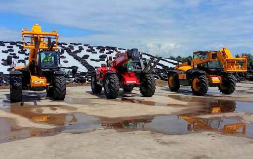 Скандал між JCB і Manitou наростає