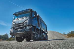 IVECO представила свою найпотужнішу вантажівку високої прохідності