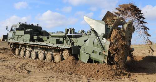 Для укріплення кордону залучено спеціальні інженерні машини вітчизняного виробництва