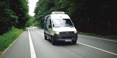 Mercedes-Benz тестує електричний «аптечний» рефрижератор на базі Sprinter