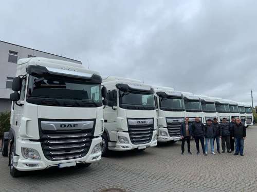 Вітчизняна агрокомпанія отримала партію зерновозів DAF