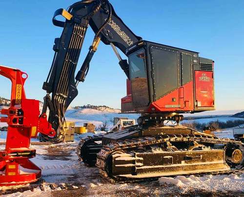 Komatsu расширяет линейку техники для лесозаготовки