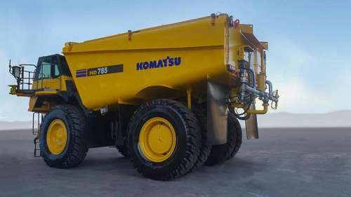 Komatsu розробляє автономний кар&#039;єрний самоскид-водовоз