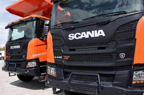 Перші Scania G440 XT 8x4 знайшли своїх власників в Україні