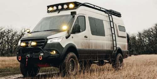 Mercedes Sprinter перетворили на розкішний дім на колесах для найсуворіших умов