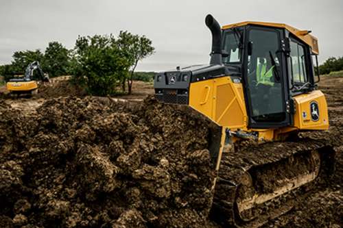 John Deere представив нові бульдозери