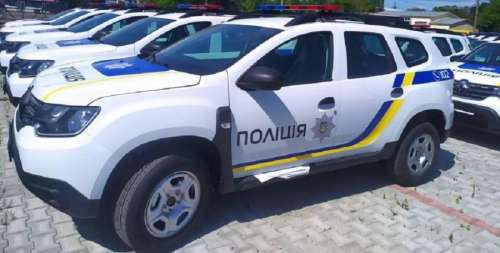 Нацполіції передали 100 нових Renault Duster